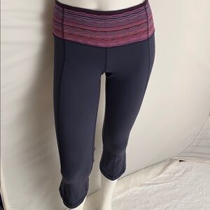 Lululemon Gather and Crow navy multicolor crop legging 4